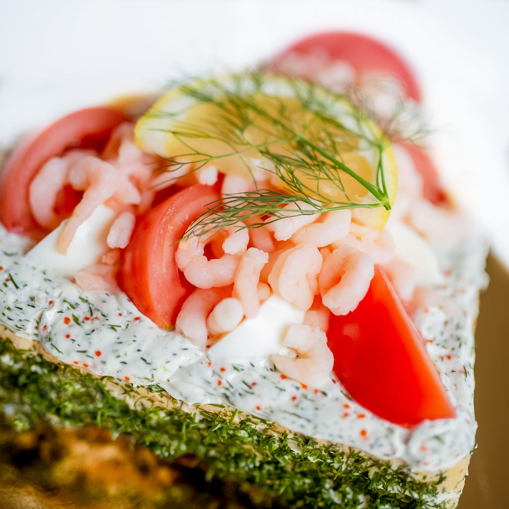 Hjärtformad Smörgåstårta